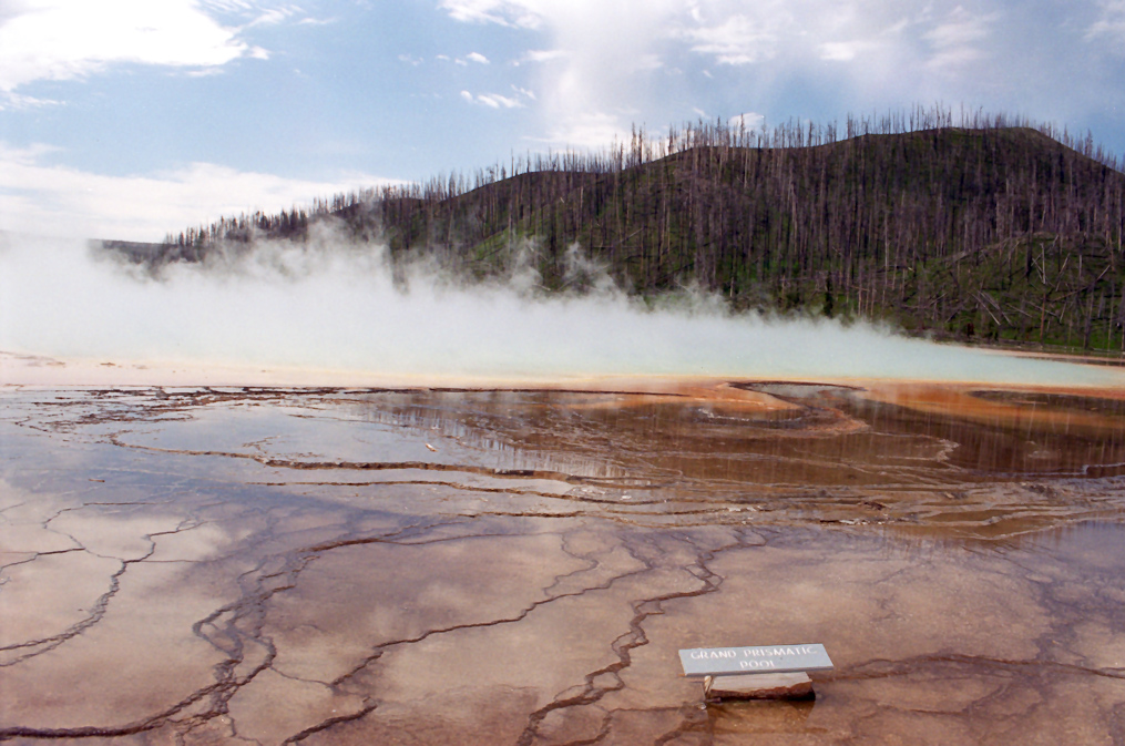 Grand Prismatic Pool   Midway Geyser Basin, Yellowstone National Park