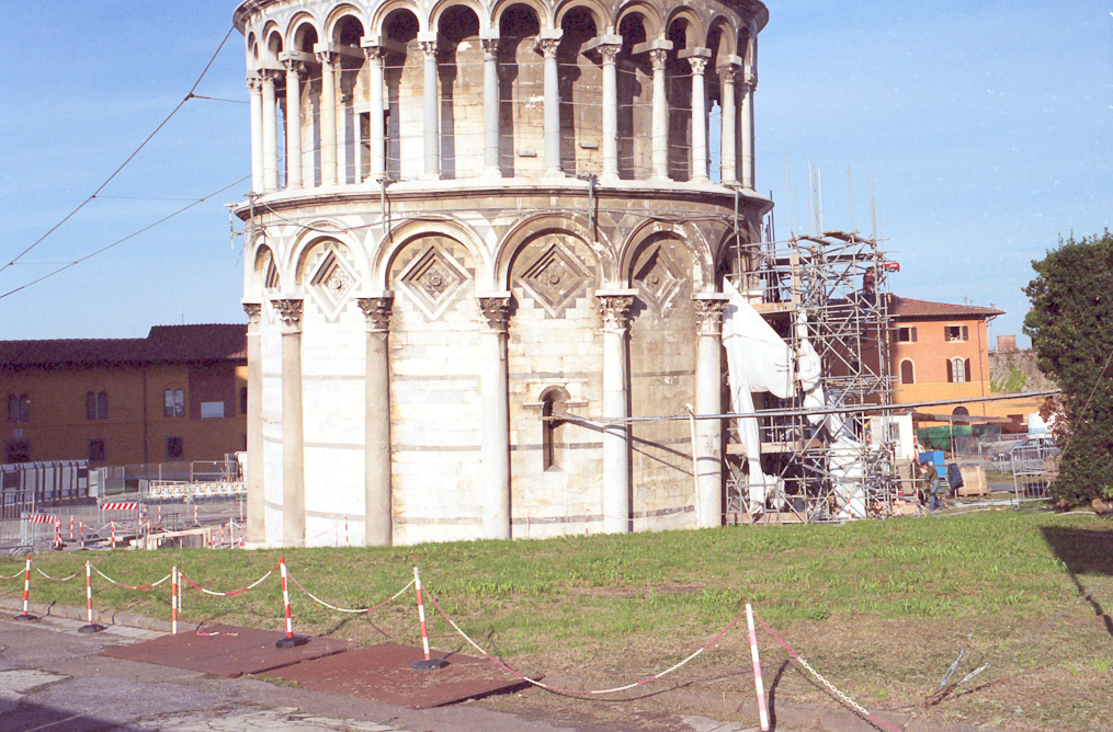    Leaning Tower