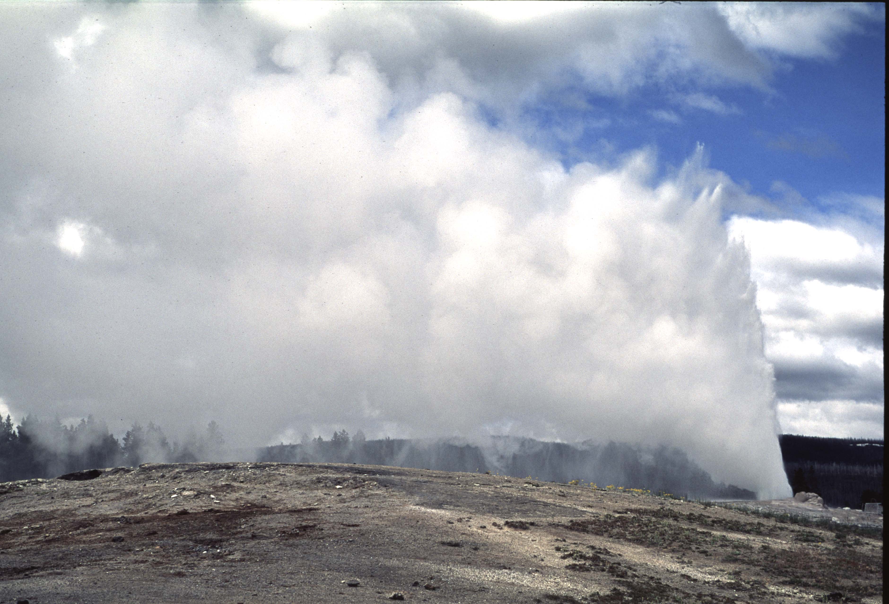 000613 I21 Upper Basin Night Walk
