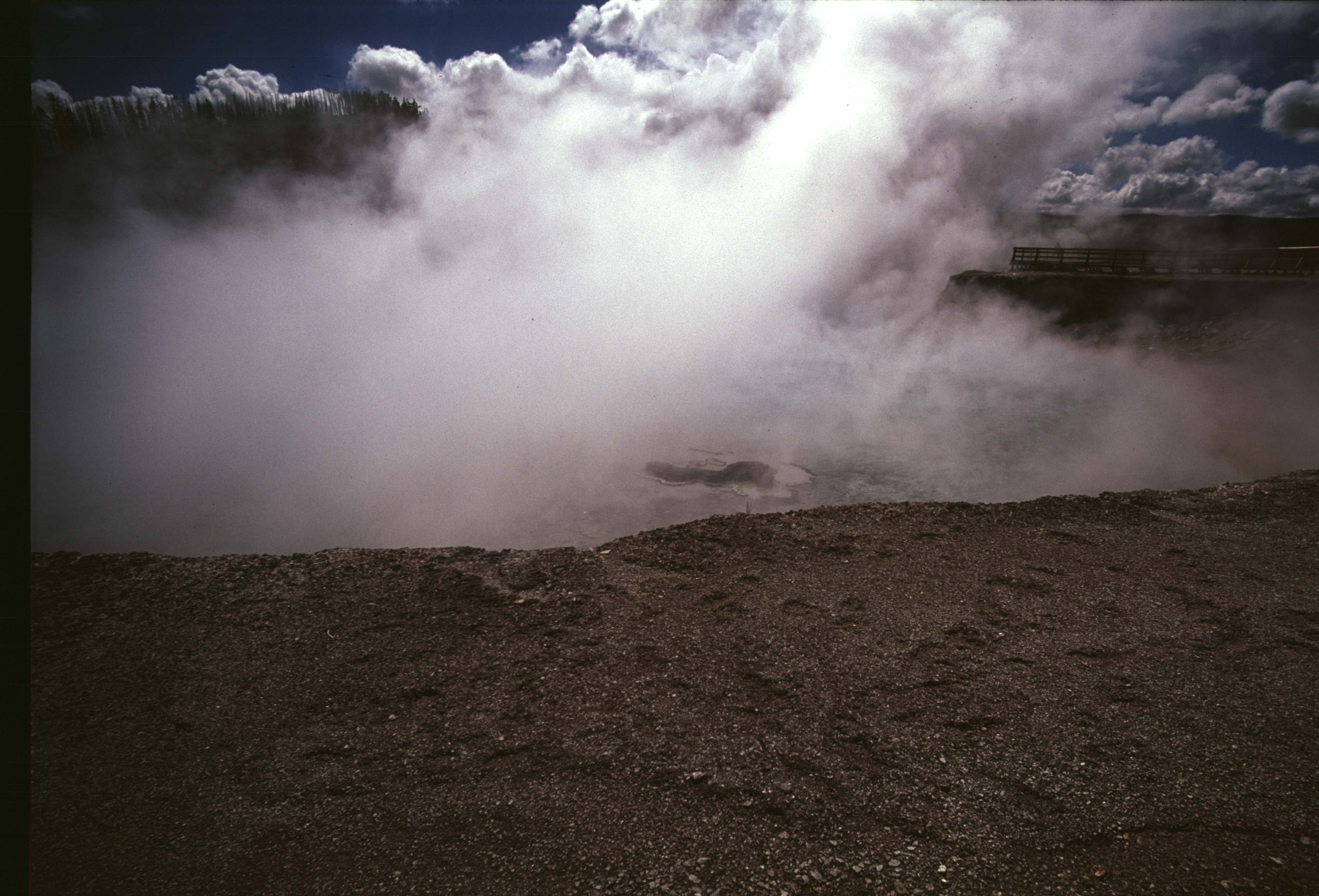 000616 K01 Midway Geyser Basin Velvia
