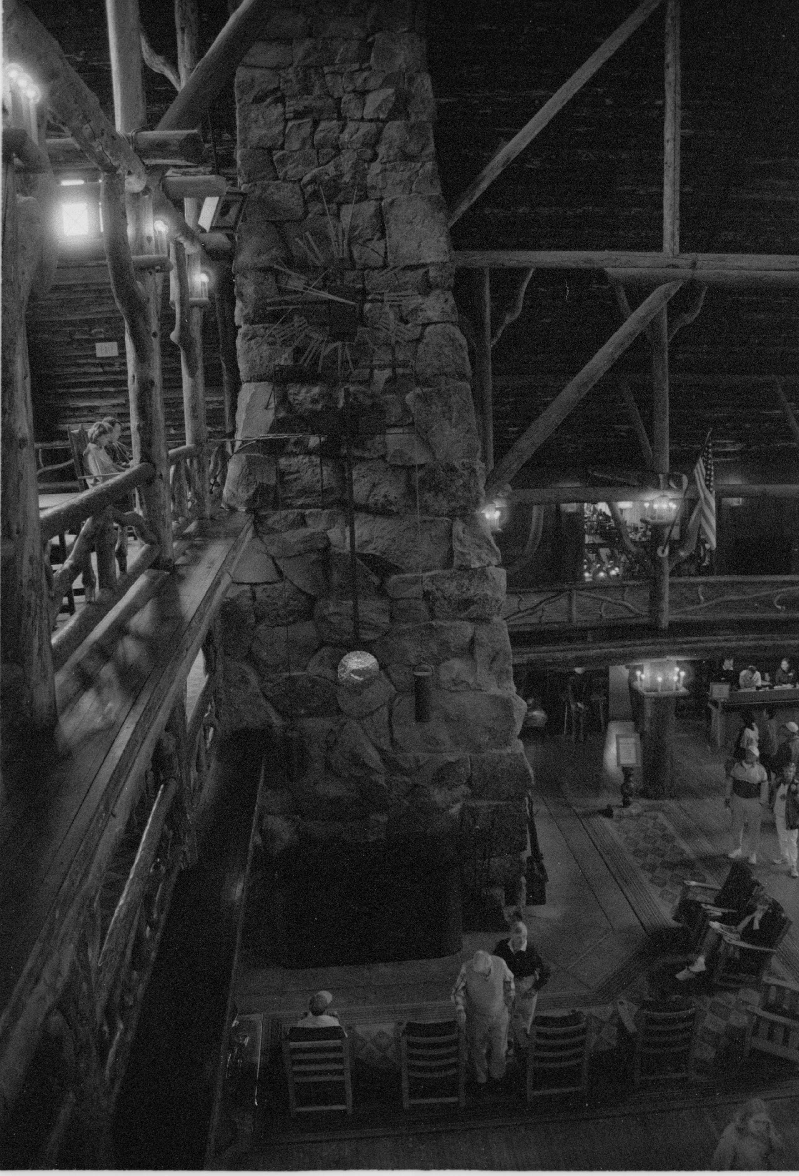 000616 N07 Old Faithful Inn