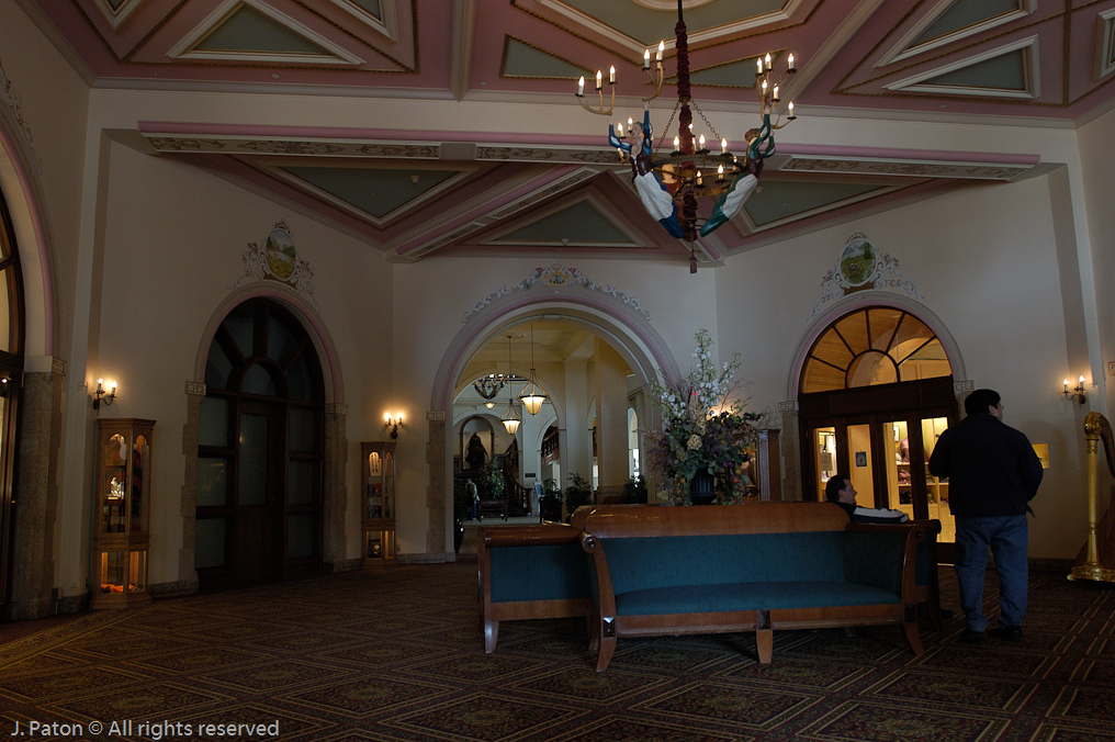    Lake Louise, Banff National Park, Albert, Canada