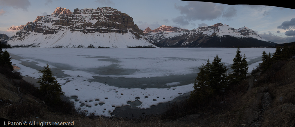 Bow Lake   icefield Parkway, Banff National Park, Alberta Canada