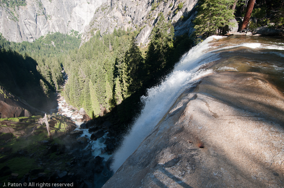 Brink of Vernal Fall   Mist Trail, Yosemite National Park, California